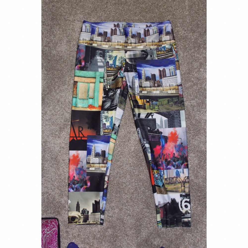 Athletic cropped leggings
