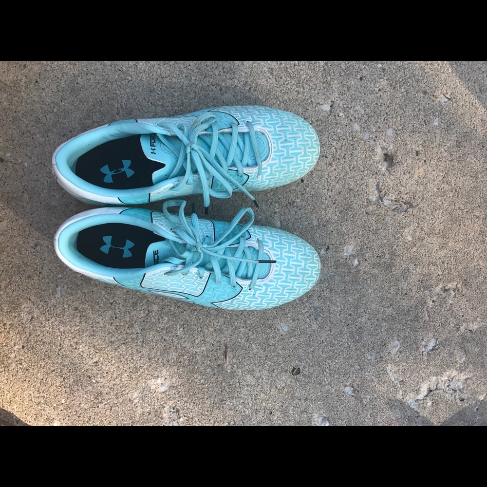 Under armour women's soccer cleats