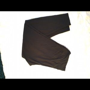 Unicorn alert BLACK T&C lularoe leggings