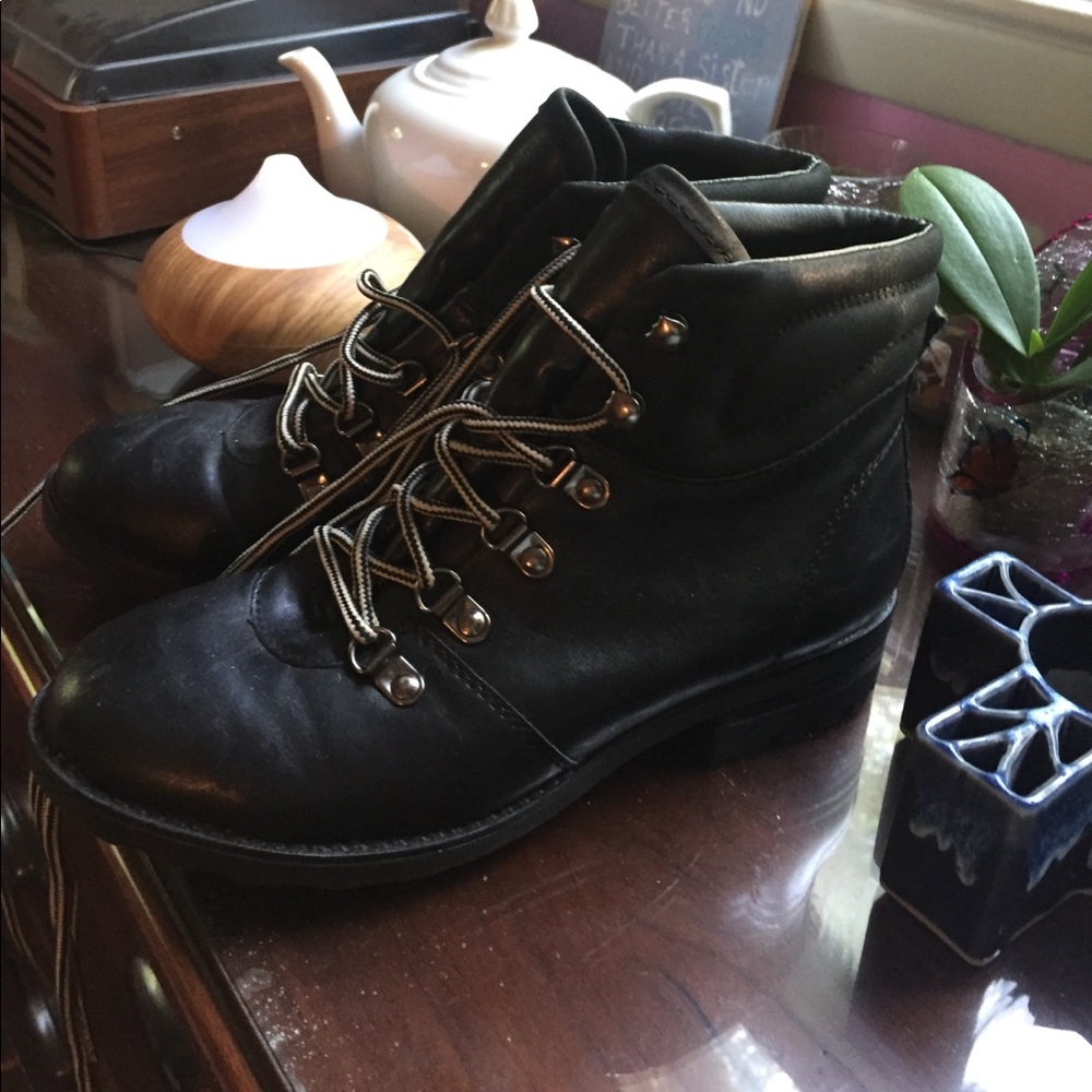 Mossimo Suply Co. Combat Boots