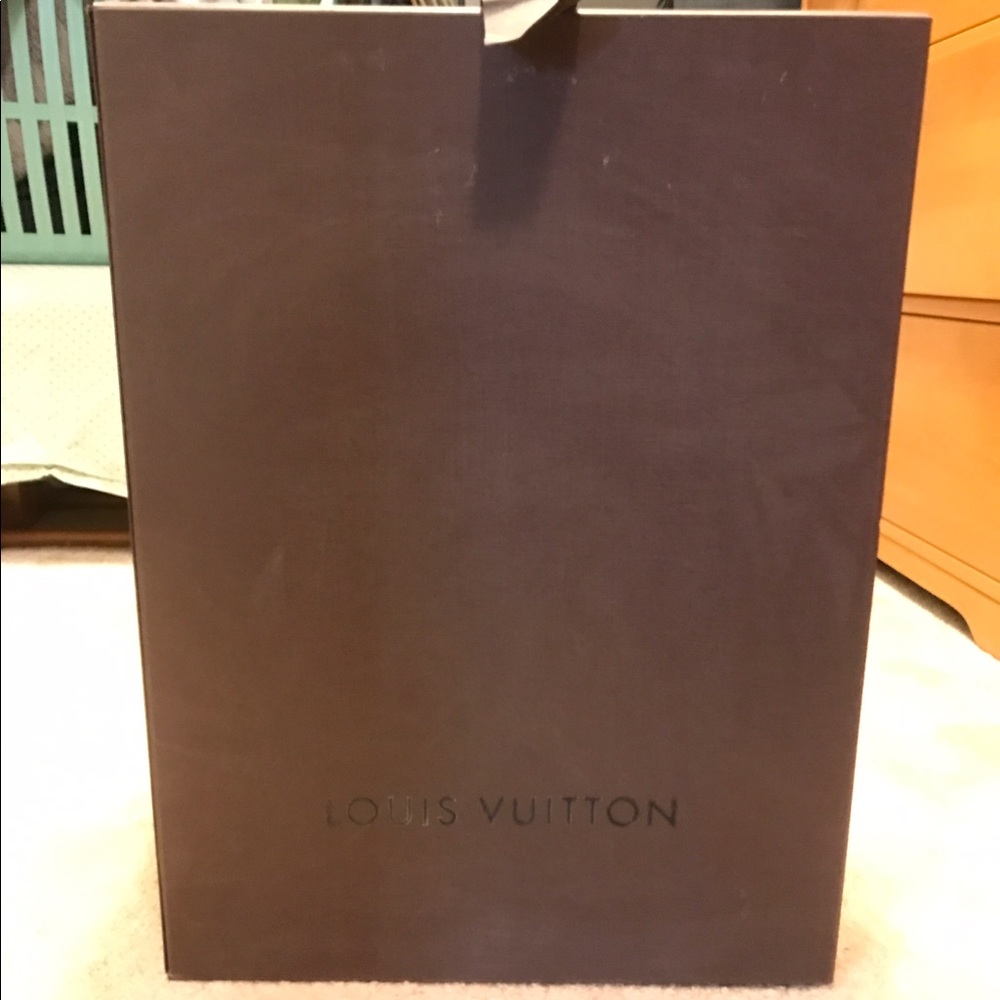 Louis Vuitton Collapsable box