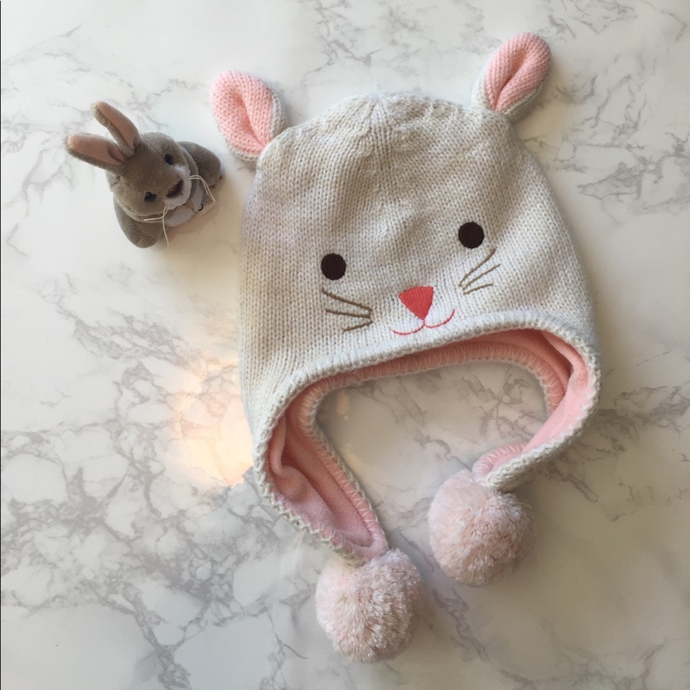 Girl's toddler bunny hat w ear warmer Pom Poms ✨🌈