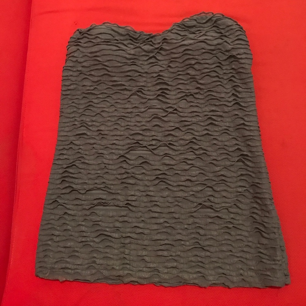 Sleeveless gunmetal grey ruffled night out top