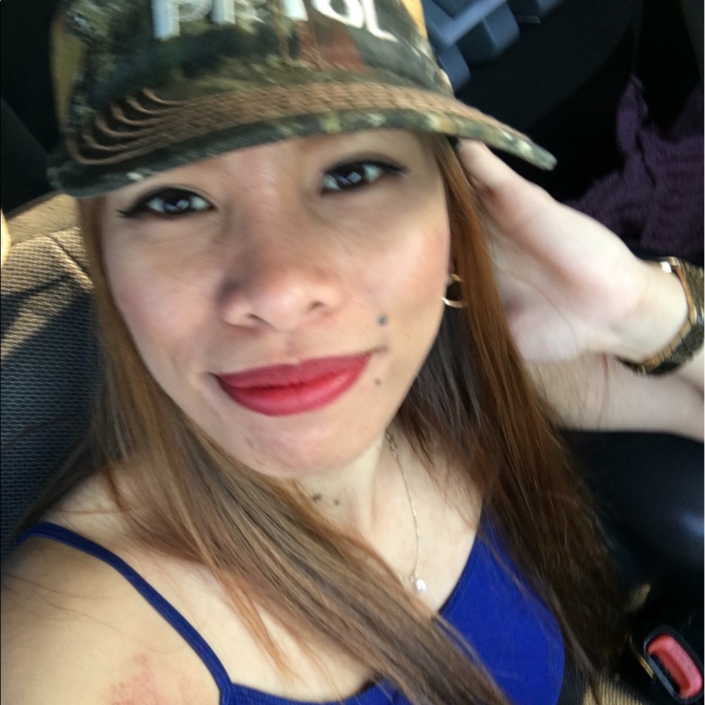 Meet your Posher, Catherine