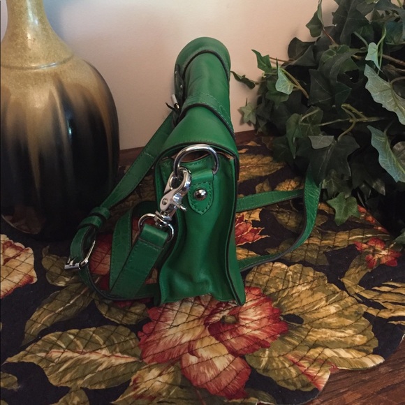 💚 SOLD___DKNY green crossbody Nolita 💚 - Picture 8 of 8