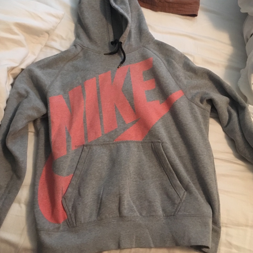 nike hoodie