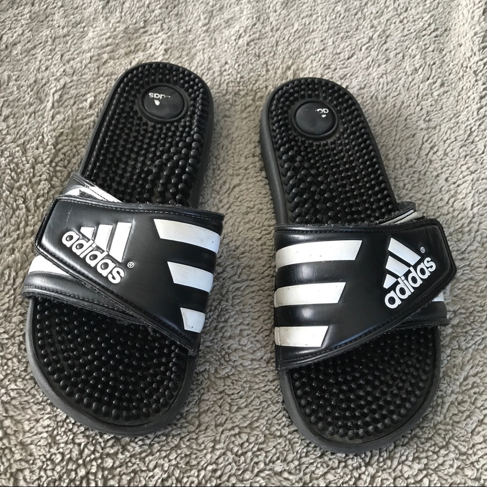 Adidas Adissage Slides