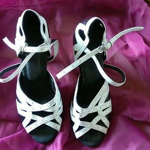 NEW Ballroom Latin Salsa Tango Dance Shoes size 6