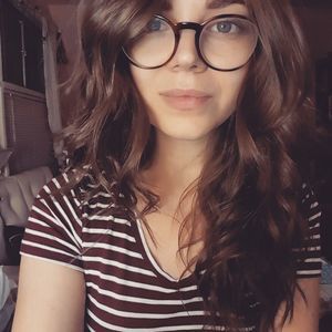 Meet your Posher, Polly