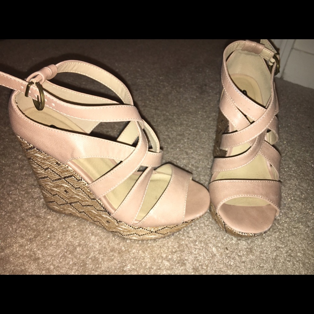 Nude strappy wedges
