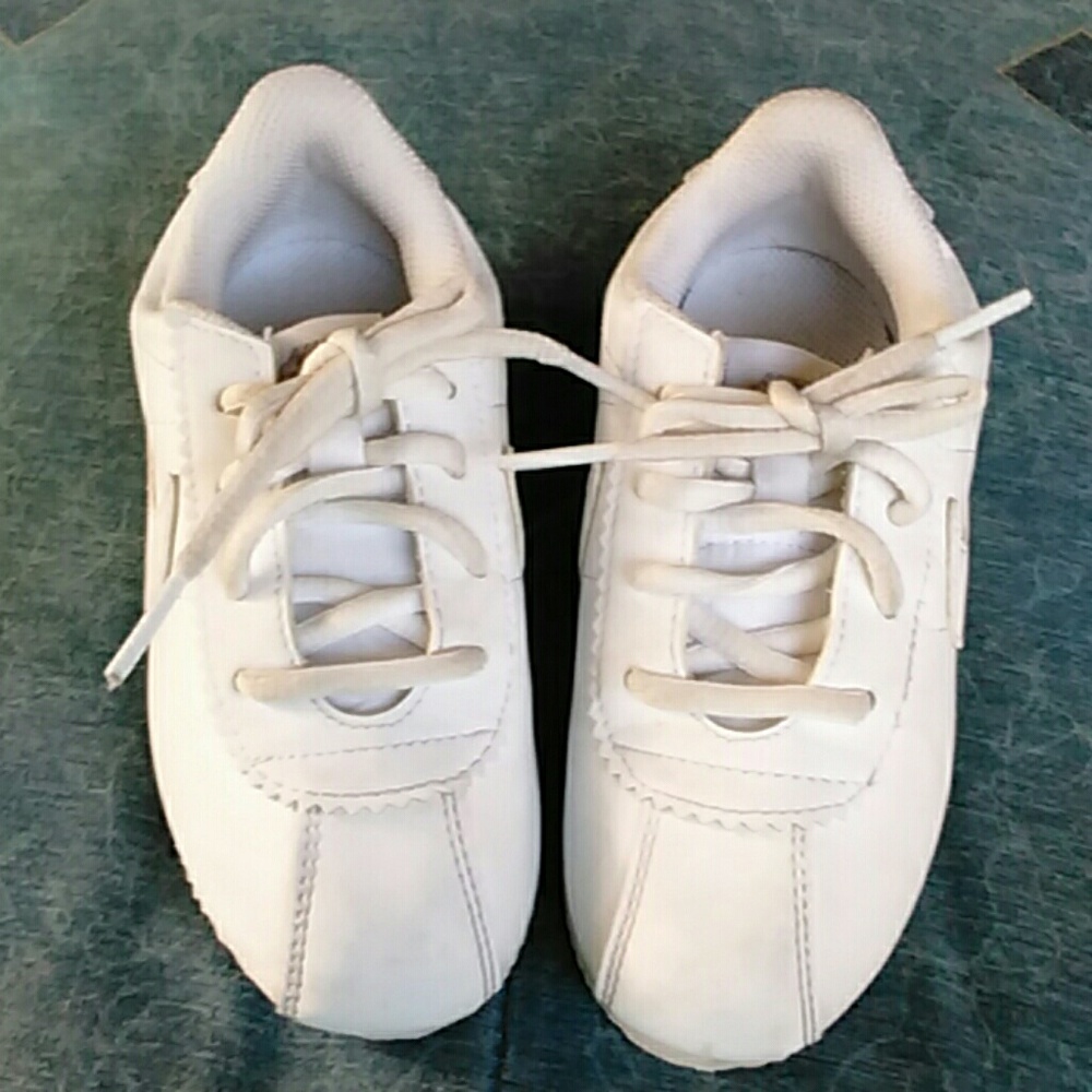 Toddler girl Nike shoes