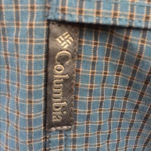 Columbia Collar/Button-up shirt