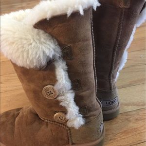 UGG Bailey Button Triplet Boots