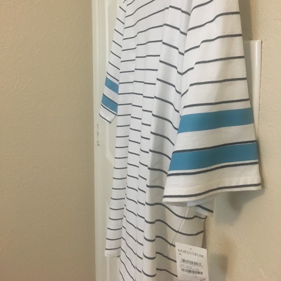 Men's Striped Tee - Picture 2 of 3