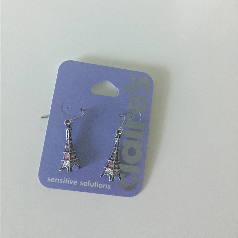 Claire's Eiffel Tower Earingas