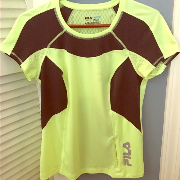 Fila sport running/workout top - Picture 1 of 3
