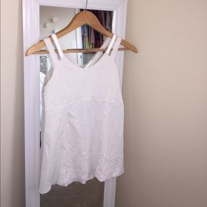 White lululemon tank