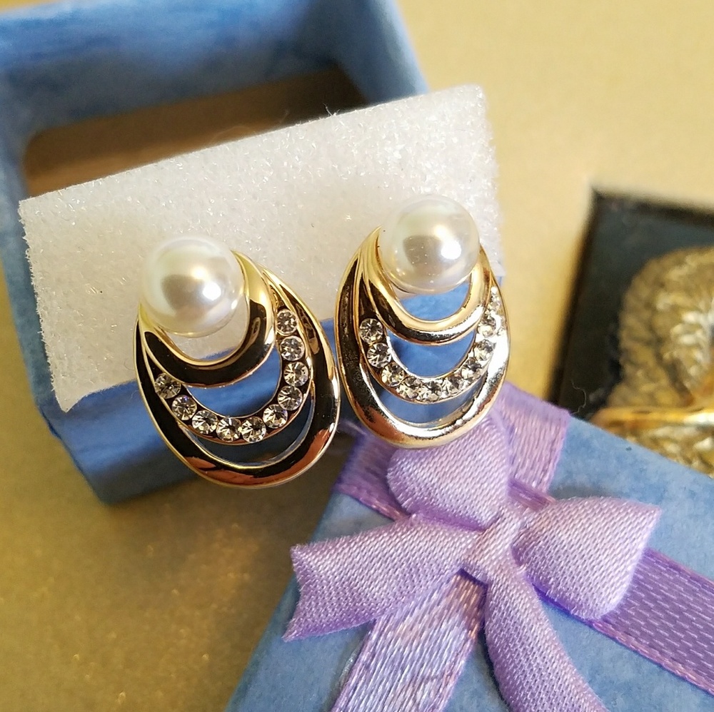 925 Sterling Silver Crystal Pearl Stud Earrings