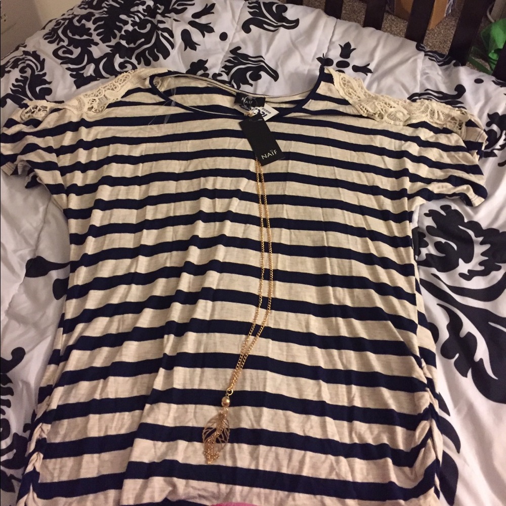 Shirt and necklace
