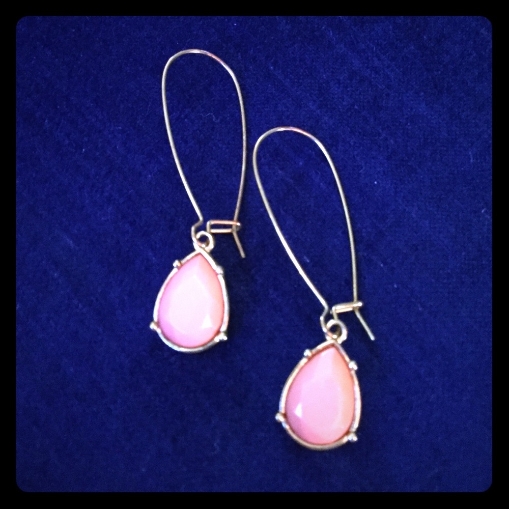 Peach Drop Earrings 🍑 by Francesca's Collections