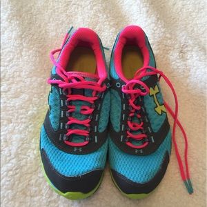 Under Armour size 9