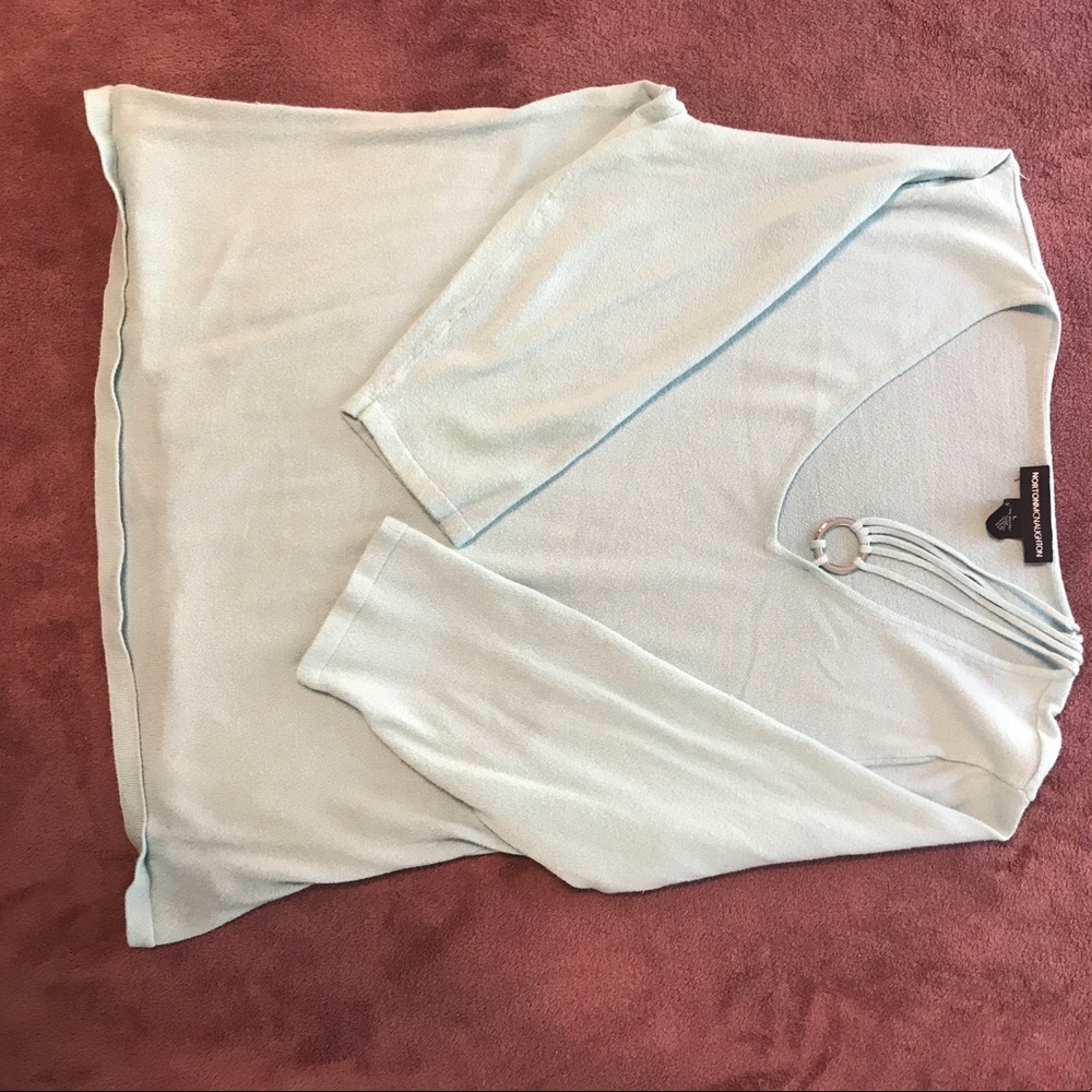 Baby blue cropped sleeve sweater