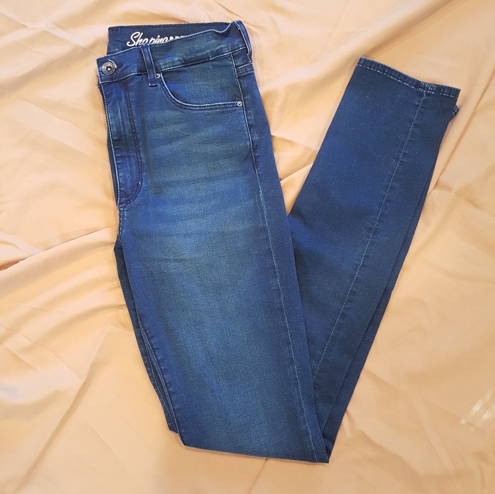 H&M High-Waisted Skinny Jeans