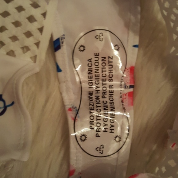 NEW! Floral Bikini - Picture 4 of 6