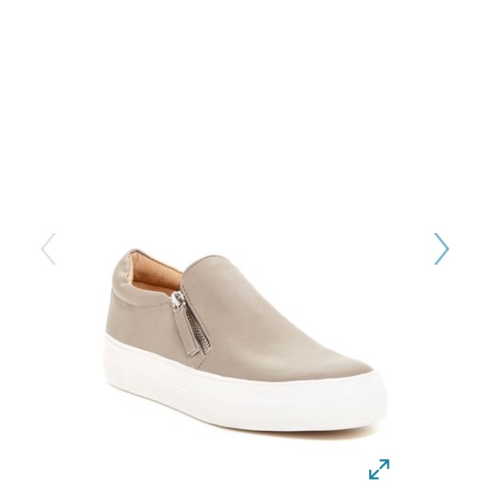 Steve Madden Glaammar Zip Sneaker