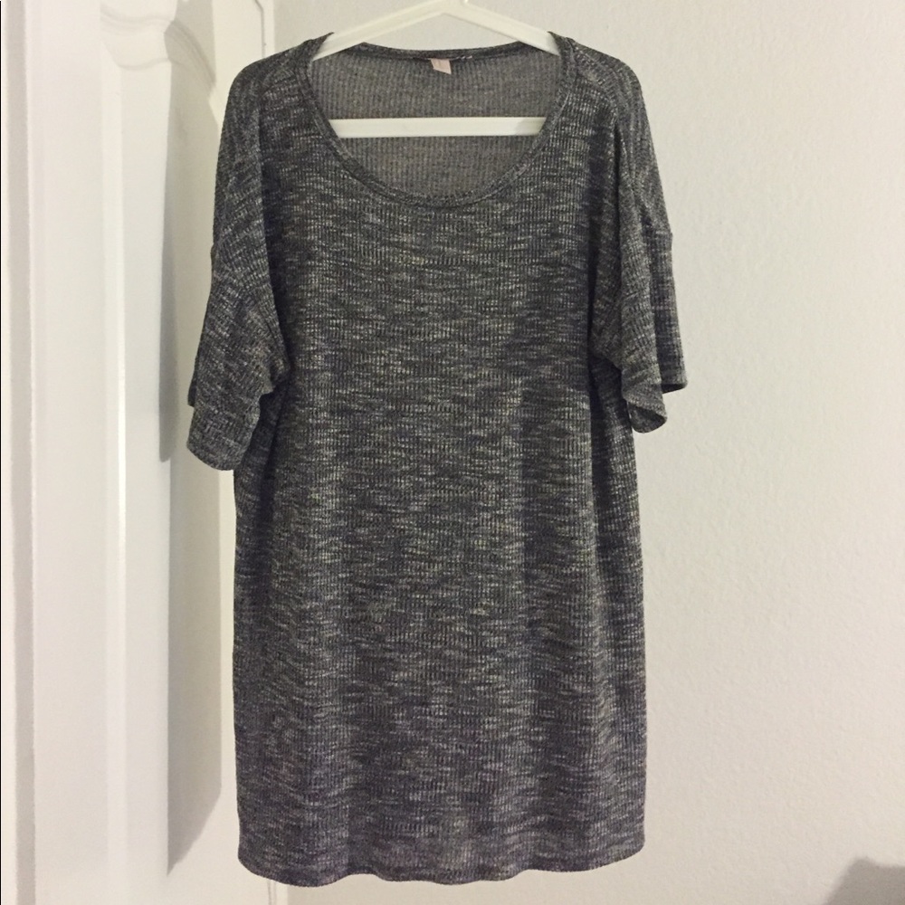 Forever 21 t shirt