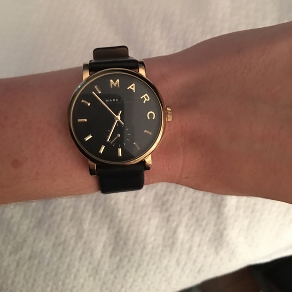 MARC JACOBS BLACK AND GOLD WATCH