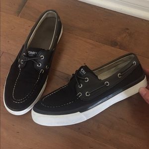 Sperry boat shoes