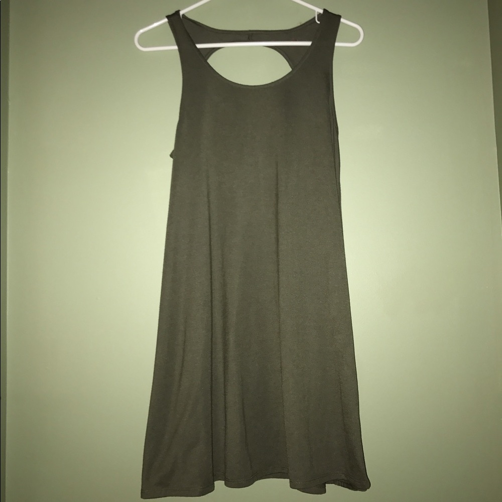 Juniors Mid Length Green Dress