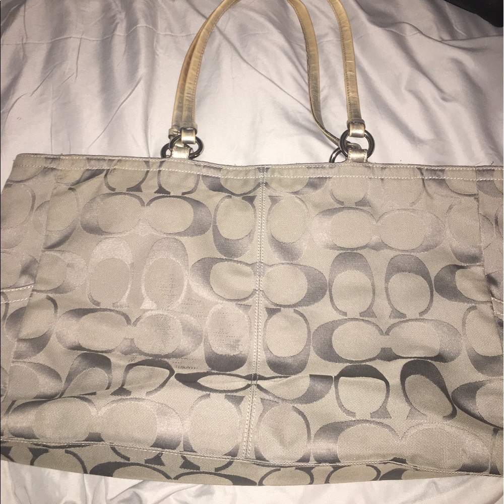 Coach tote bag “Gabby” authentic.