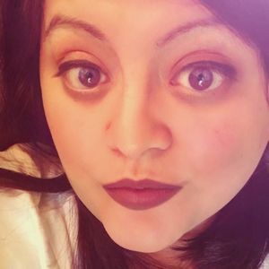 Meet your Posher, Jade