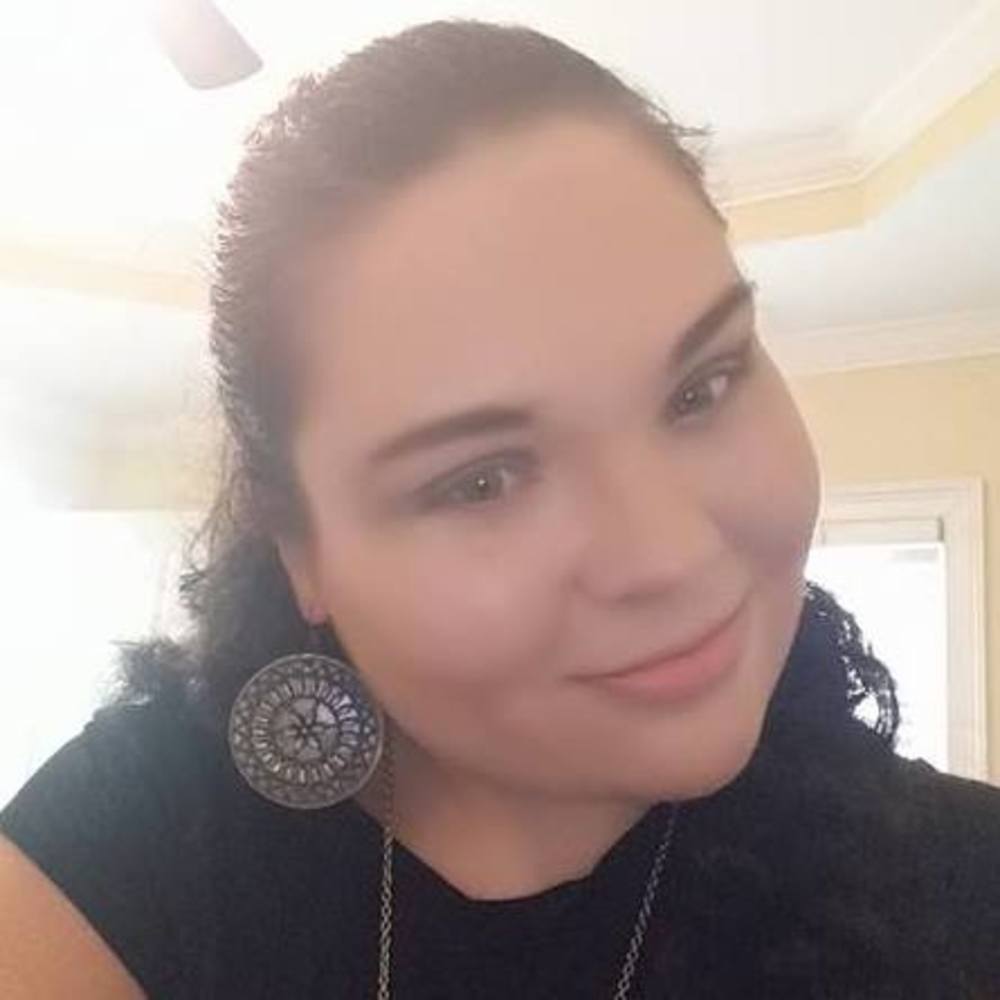 Meet your Posher, Deidra