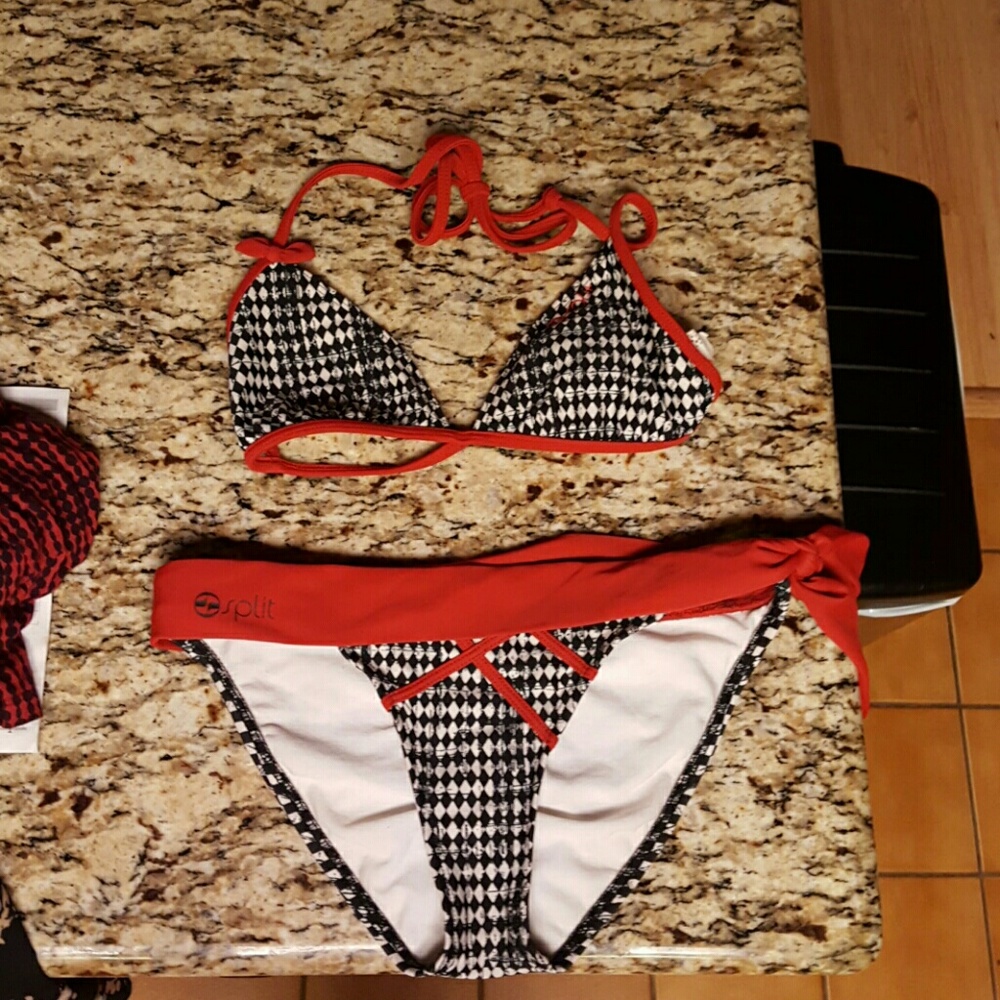 Swim suit
