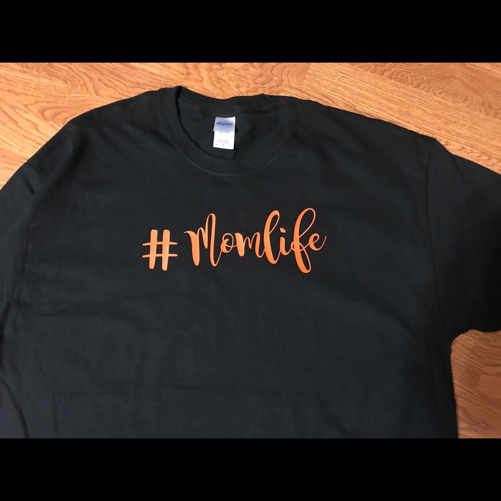 Momlife Love My Tribe T-Shirt S/M/L/XL