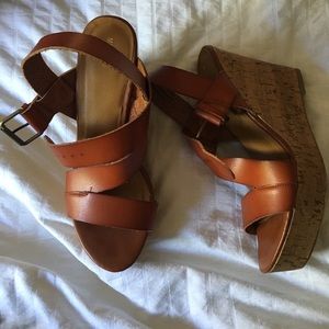 Light brown heels