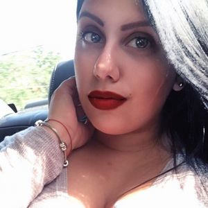 Meet your Posher, Alexandra