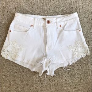 Bullhead white lace denim shorts