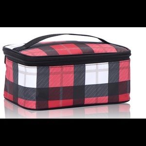 Thirty One Glamour Case Chevron