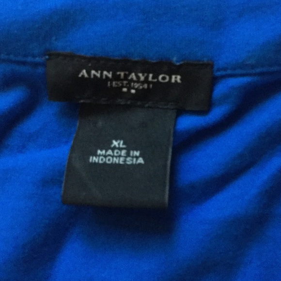 Ann Taylor bundle. 3 tanks. - Picture 3 of 4