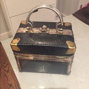Vintage box bag