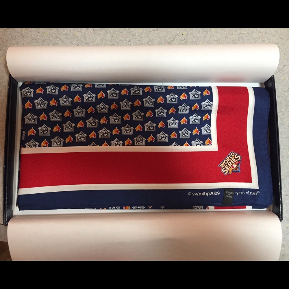 Phillies World Series Scarf Mint Condition