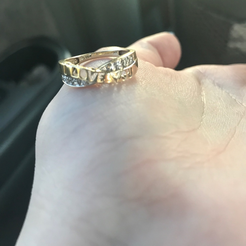 Ring - Picture 4 of 4