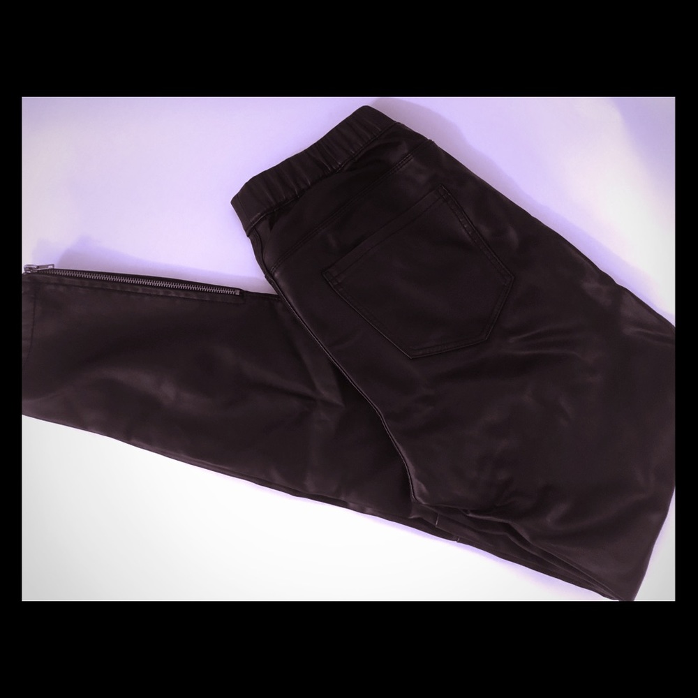 Zara Black Faux Leather Leggings Zipper Ankle