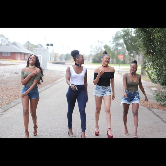 Black Off the shoulder Bodysuit - Picture 3 of 3