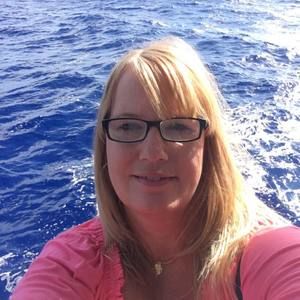 Meet your Posher, Tina