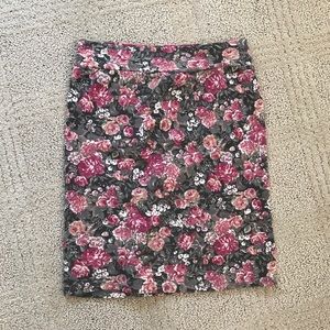 Brandy Melville tight skirt